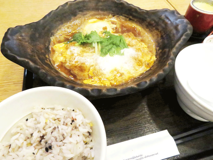 アツアツのカツ煮セット