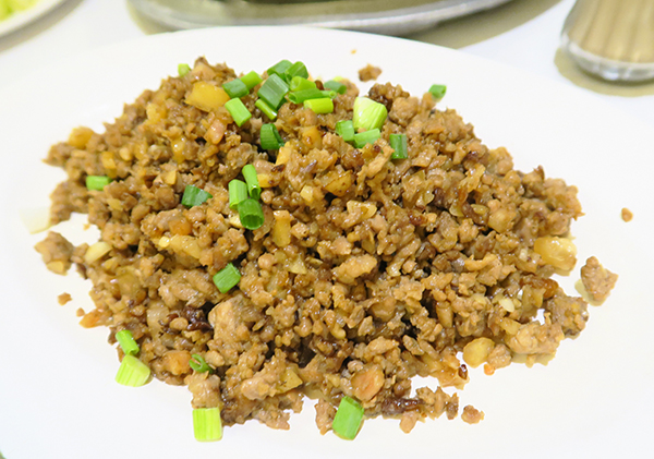 中のお肉で作る料理付き
