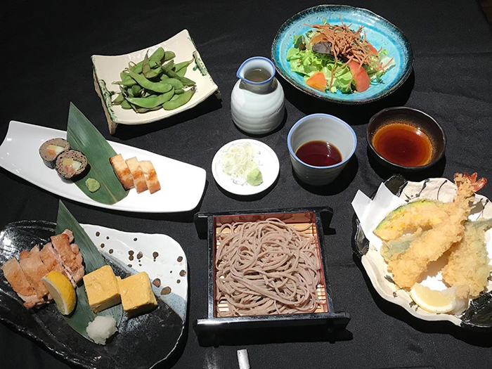 宴会用1人1000バーツ++のコース料理