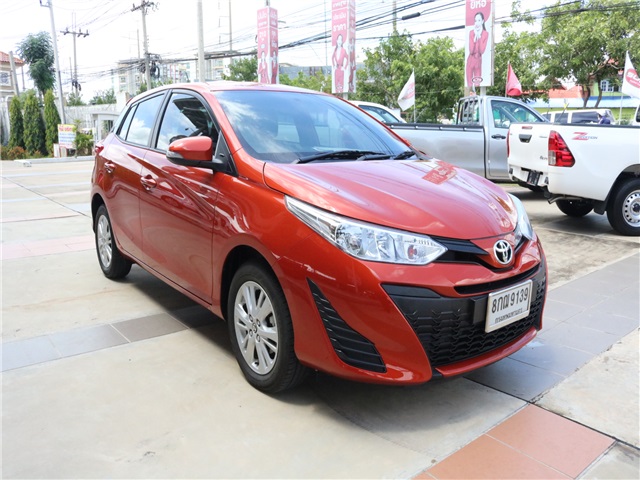 435,000バーツ、ヤリス、2019年、19909キロ