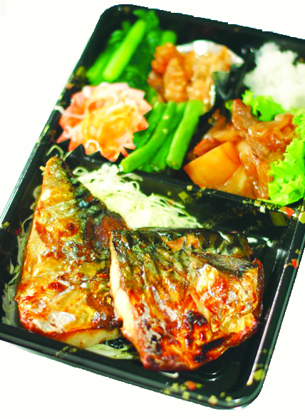 さば塩焼き弁当180バーツ、別途ごはん、みそ汁